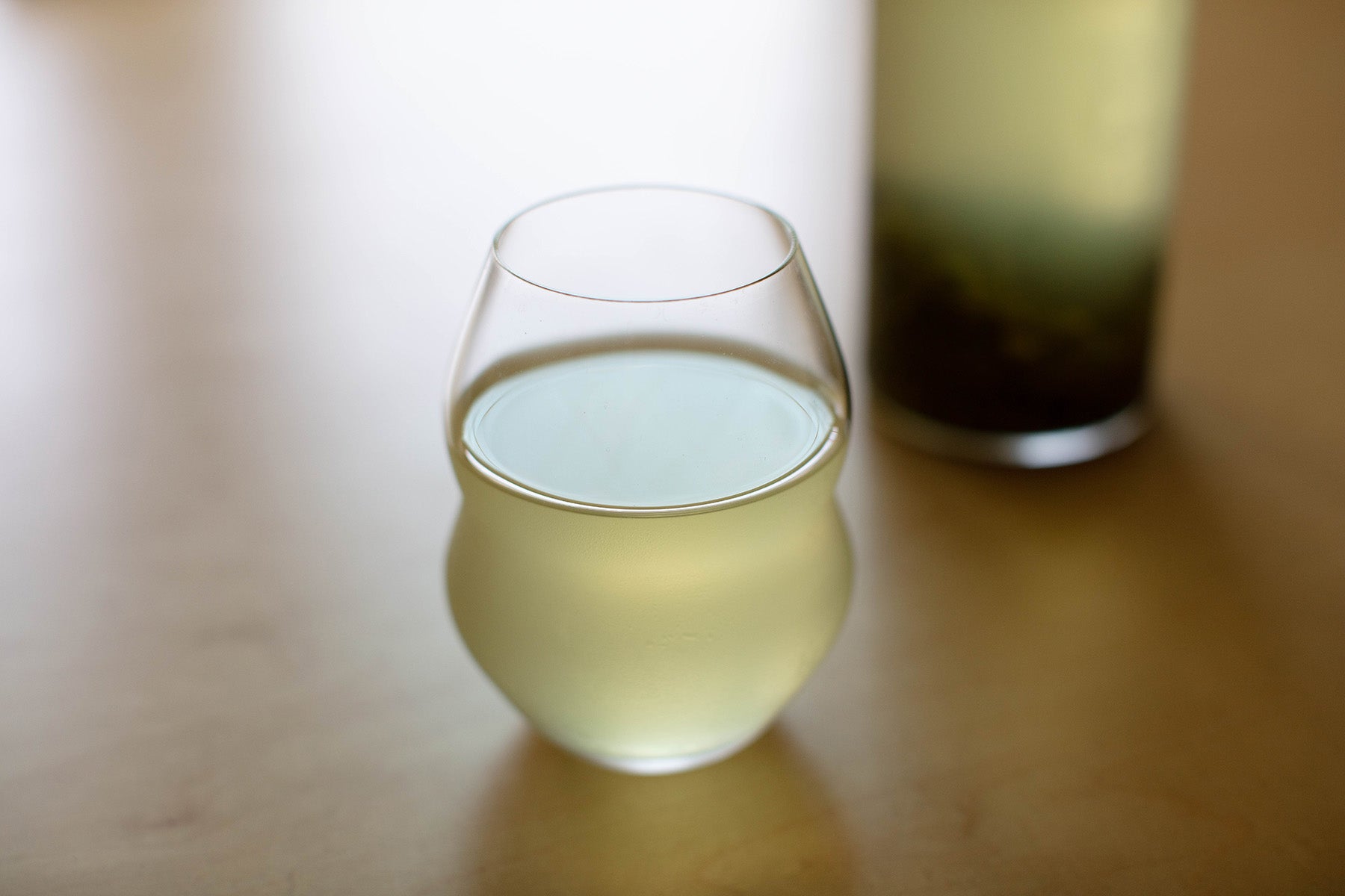 【静岡県/するが有機農場共同組合)】夏は冷茶で。香り高く味わい深い、静岡県産オーガニック煎茶はいかがですか。